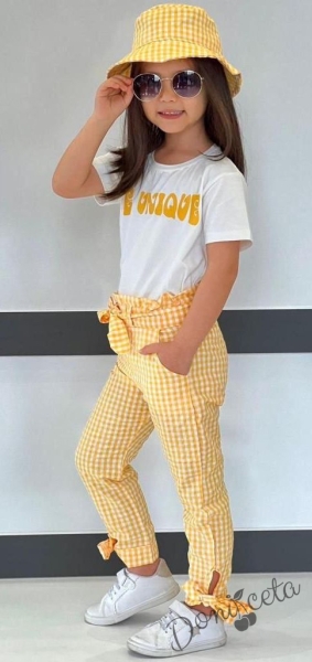 Летен детски комплект от тениска и панталон в бяло и жълто с шапка 2