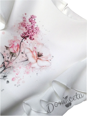 Официална детска блузка с къс ръкав тип прилеп, къдрички и нежни цветя в цвят екрю 9898745 1