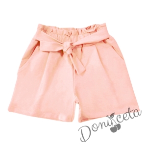 Детски комплект за момиче от къси панталонки и сако в бледо розово 3