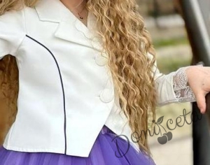 Официален комплект Антоанет - сако с дантела в бяло, пола от богат тюл на пластове в лилаво и шапка с цвете 3