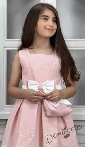 Официална или ежедневна детска рокля  в розово с панделка в розово и чантичка в бяло с розова панделка 5