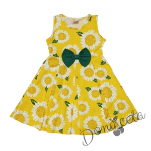 Комплект от ежедневна/официална детска рокля със слънчогледи в жълто и панделка в зелено и болеро в бяло с къдрички 2