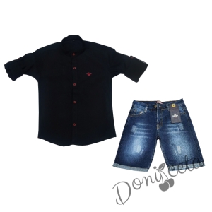 Комплект от риза в черно с емблема и къси дънкови панталони в синьо 1