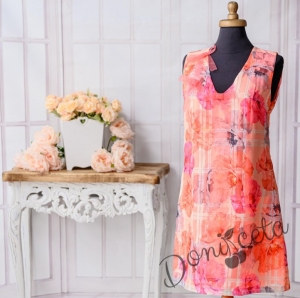 Дамска рокля в корал с флорални мотиви в топли цветове от колекция "Майки и дъщери"  4