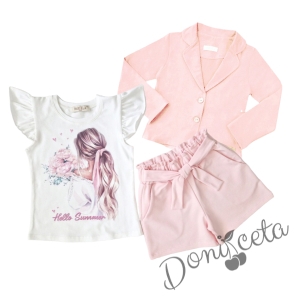 Детски комплект от сако, къси панталони в бледо розово и тениска в екрю с момиче 1