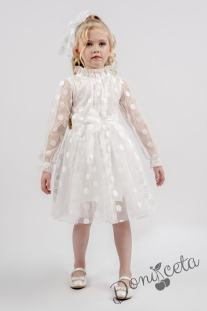 Детска официална рокля на точки в бяло от тюл, дълъг ръкав, коланче и фиба за коса Алейна