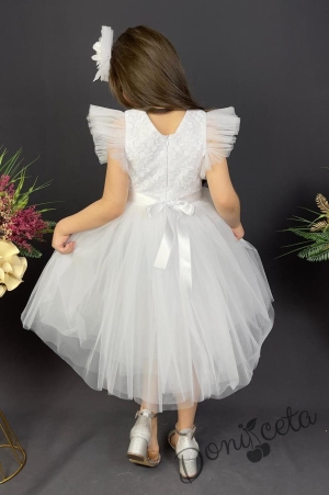 Детска официална рокля  в бяло с деликатен тюл, дантела и панделка за коса Хана 3