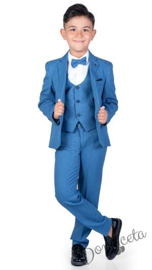Официален костюм за момче със сако в синьо