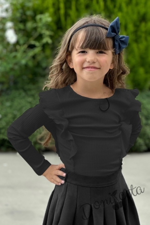 Детска блуза за момиче с дълъг ръкав и къдрици в черно
