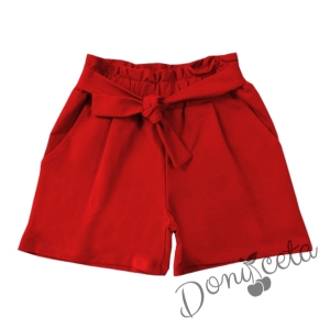 Комплект за момиче от къси панталони в червено, блуза с дълъг ръкав и коледно джудже и бели фигурални чорапи 3