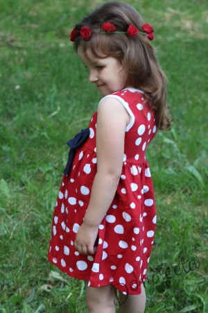 Лятна детска рокля в червено на точки без ръкав