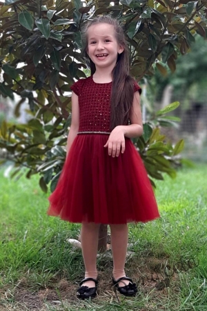 Детска официална рокля с къс ръкав с бордо с тюл Кали 1