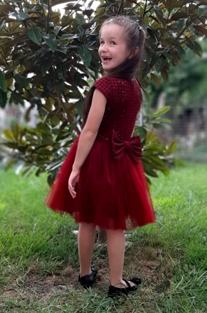 Детска официална рокля с къс ръкав с бордо с тюл Кали 2