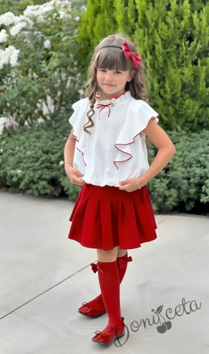 Комплект от риза в бяло с червени къдрици и пола плисе в червен цвят