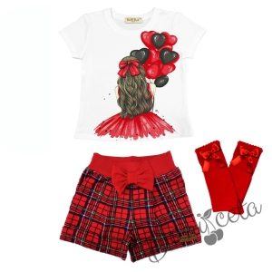 Комплект за момиче от тениска в бяло с балони, къси панталони каре и чорапи в червено