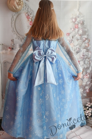 Официална детска дълга рокля в светлосиньо с дълъг ръкав на снежинки 3