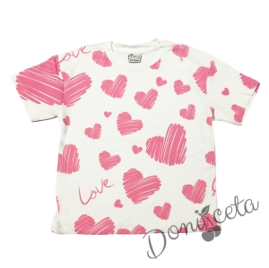 Комплект за момиче от тениска и панталон в розовона сърца 2