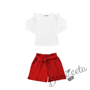 Комплект за момиче от къси панталони в червено и блуза в бяло