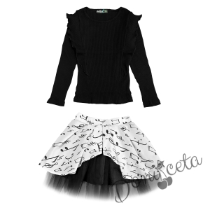 Комплект от пола в бяло на ноти и релефна блуза с дълъг ръкав в черно