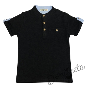 Детска блуза за момче в черно с къс ръкав и бежови копчета 1