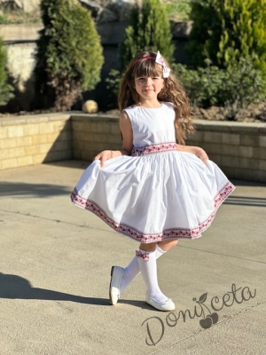 Детска народна носия рокля в бяло без ръкав с фолклорни/етно мотиви 4