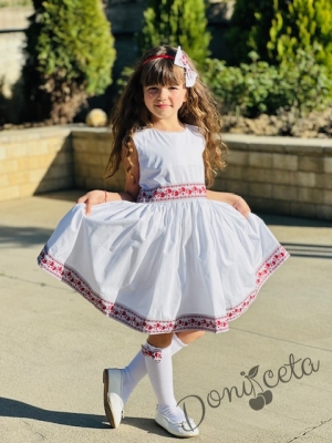 Детска народна носия рокля в бяло без ръкав с фолклорни/етно мотиви 6