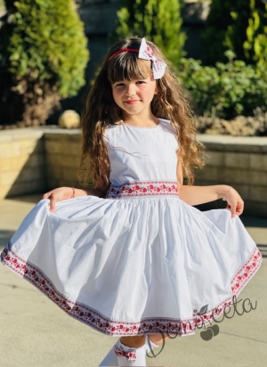 Детска народна носия рокля в бяло без ръкав с фолклорни/етно мотиви7