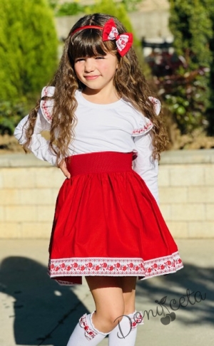 Комплект за момиче от 3 части- пола в червено, блуза в бяло с къдрици с фолклорни/етно мотиви и чорапи22