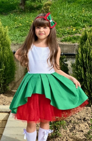 Детска официална рокля в бяло, зелено и червено с тюл 0933006708
