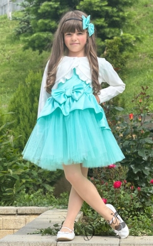 Комплект от детска официална рокля с къс ръкав и тюл в тюркоаз Надежда с болеро1