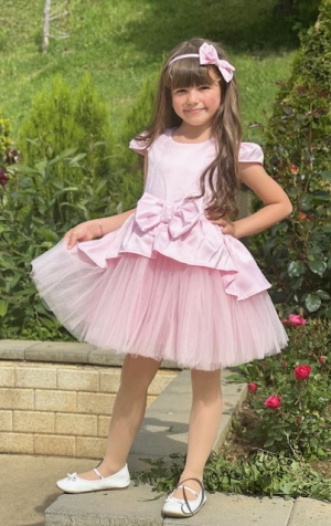 Детакса официална рокля с къс ръкав и тюл в розово Надежда 543646032