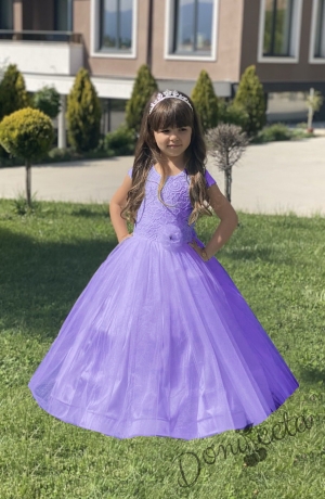 Официална дълга детска рокля в лилаво от дантела и тюл за шаферка Криска и обръч