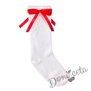 Детски 3/4 чорапи в бяло с тънка панделка в червено