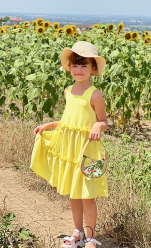 Официална или ежедневна детска рокля с къдрички в жълто 7748829312