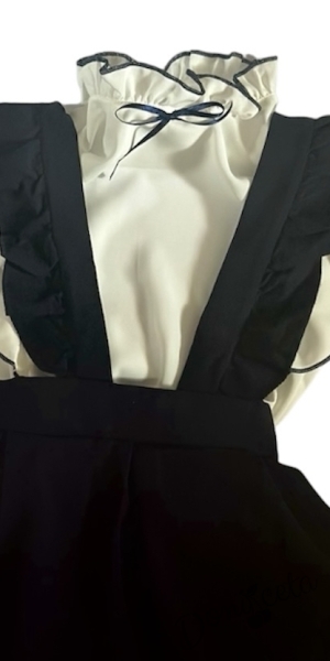 Комплект от сукман с къдрички в черно с блуза с къс ръкав с панделка 59642548