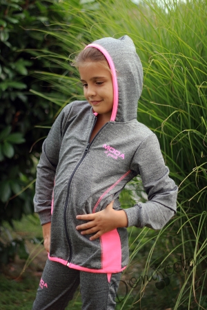 Детски спортен комплект в сиво и розово за момиче