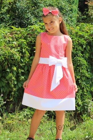 Детска рокля на точици с диадема