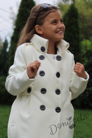 Зимно детско палто за момиче  в екрю  с копчета