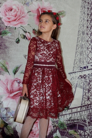 Official children's dress with long sleeves in lace in burgundy