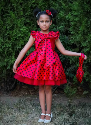 Официална детска рокля в червено на точки с ефектна панделка