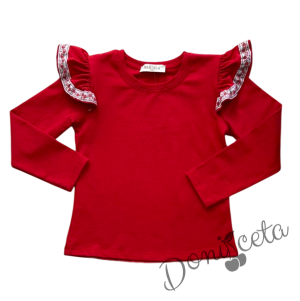 Комплект за момиче от 3 части-пола в бяло, блуза в червено с къдрици с фолклорни/етно мотиви и чорапи с панделка 2