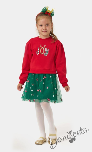 Детска коледна рокля в червено с тюл в зелено с коледни мотиви и диадема  1