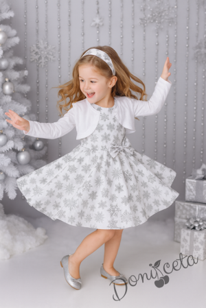 Комплект от рокличка за Коледа със сиви снежинки и болеро в бяло
