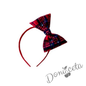 Комплект за момиче от 4 части-пола клош от трико Роси в червено, блуза с дълъг ръкав в бяло с коледна картинка, чорапи с панделка и диадема 5