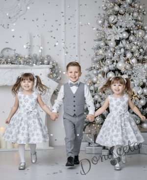 Детска коледна рокля в бяло клош със снежинки в сиво