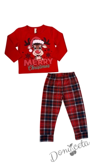 Детска, дамска или мъжка коледна пижама в червено и каре с весело еленче и надпис Весела Коледа