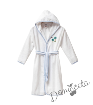 Детски халат за баня в бяло и синьо с качулка, джобчета и картинка