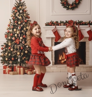 Детски комплект от къси панталони в червено каре и блуза в бяло с момиченце и елха