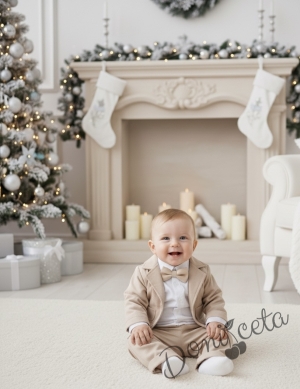 Официален бебешки костюк за момче от 4 части- боди-риза в бяло, панталон, сако и папийонка в бежово  от колекция Бежина