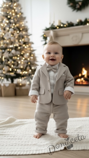 Бебешки плътен комплект от 4 части за момче-сако в бежово, боди-риза в бяло и панталон в бежово с папийонка